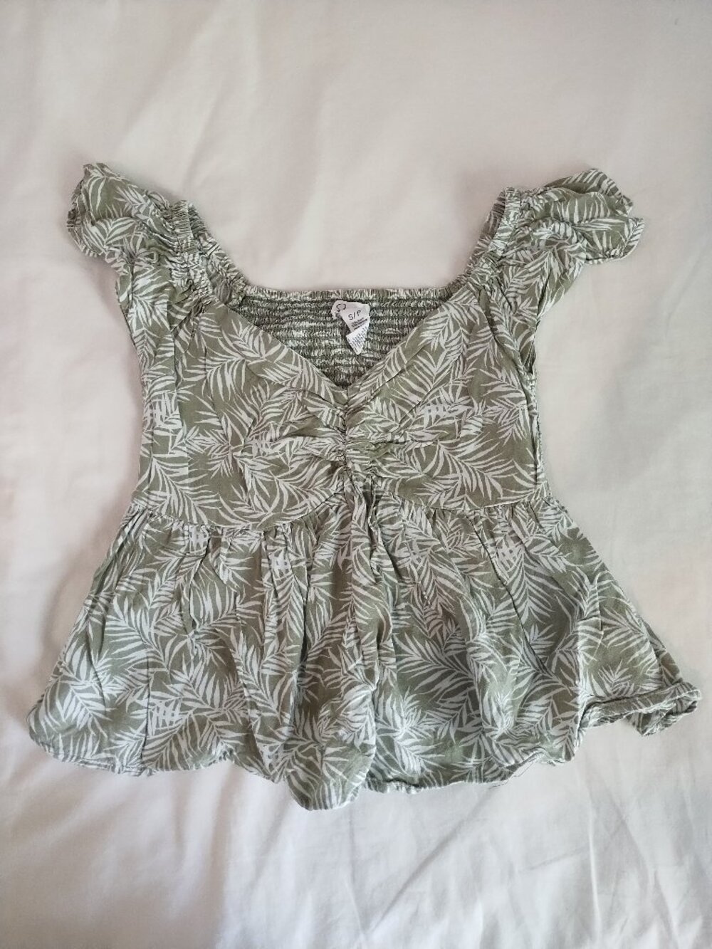 Japna Cropped Top with Ruffle Sleeves Green/white